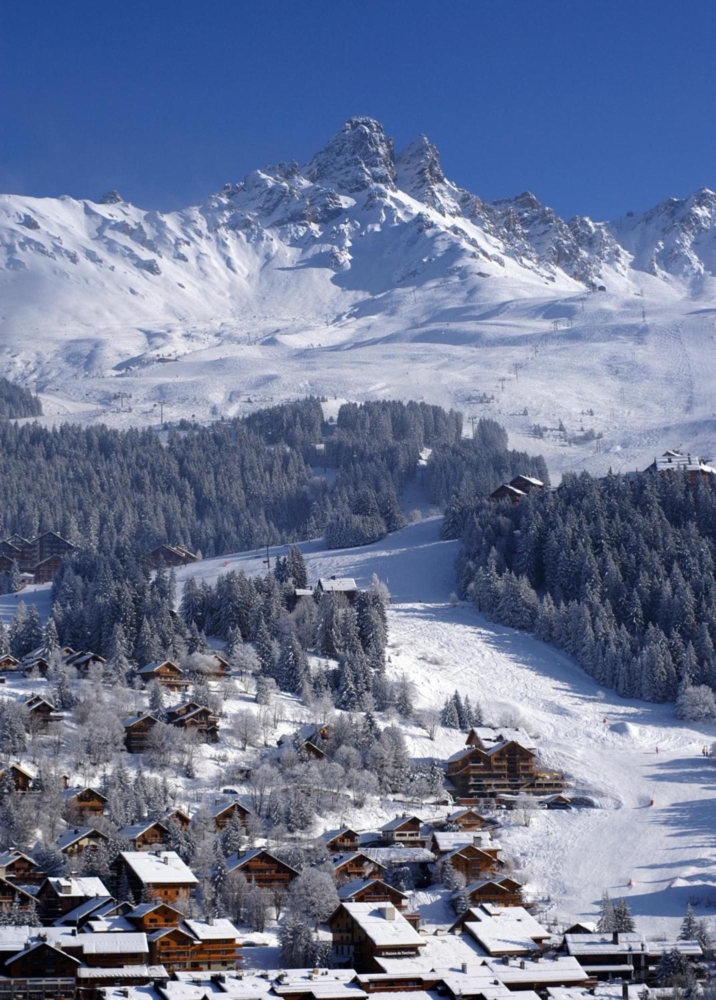 Hotel L'Helios Meribel Exterior photo